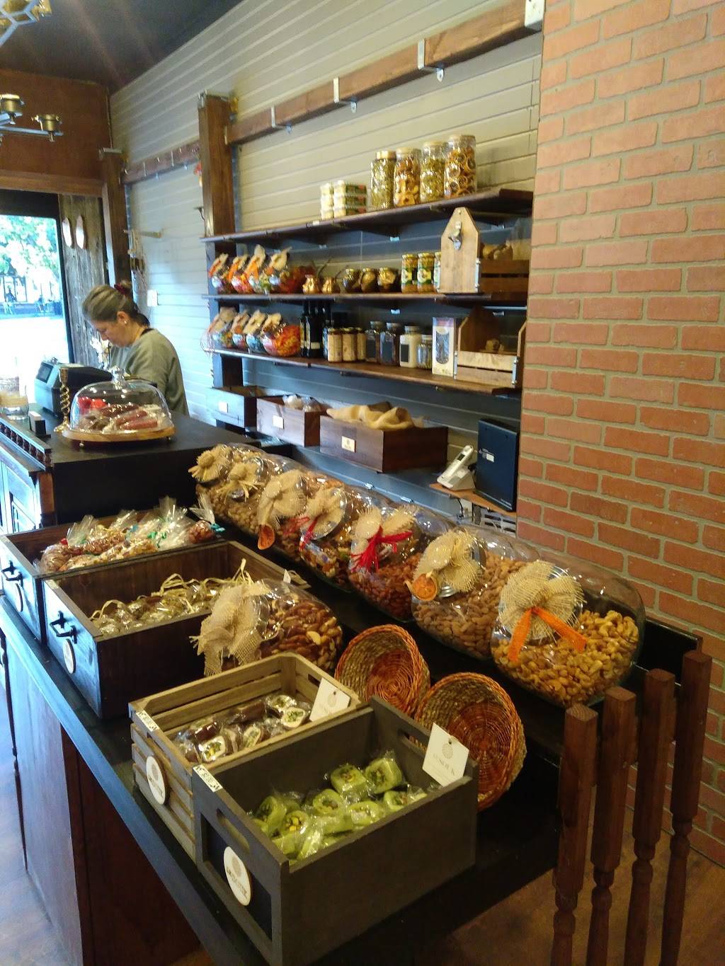 Le Souk | cafe | 51 Watchung Plaza, Montclair, NJ 07043, USA | 9737072333 OR +1 973-707-2333