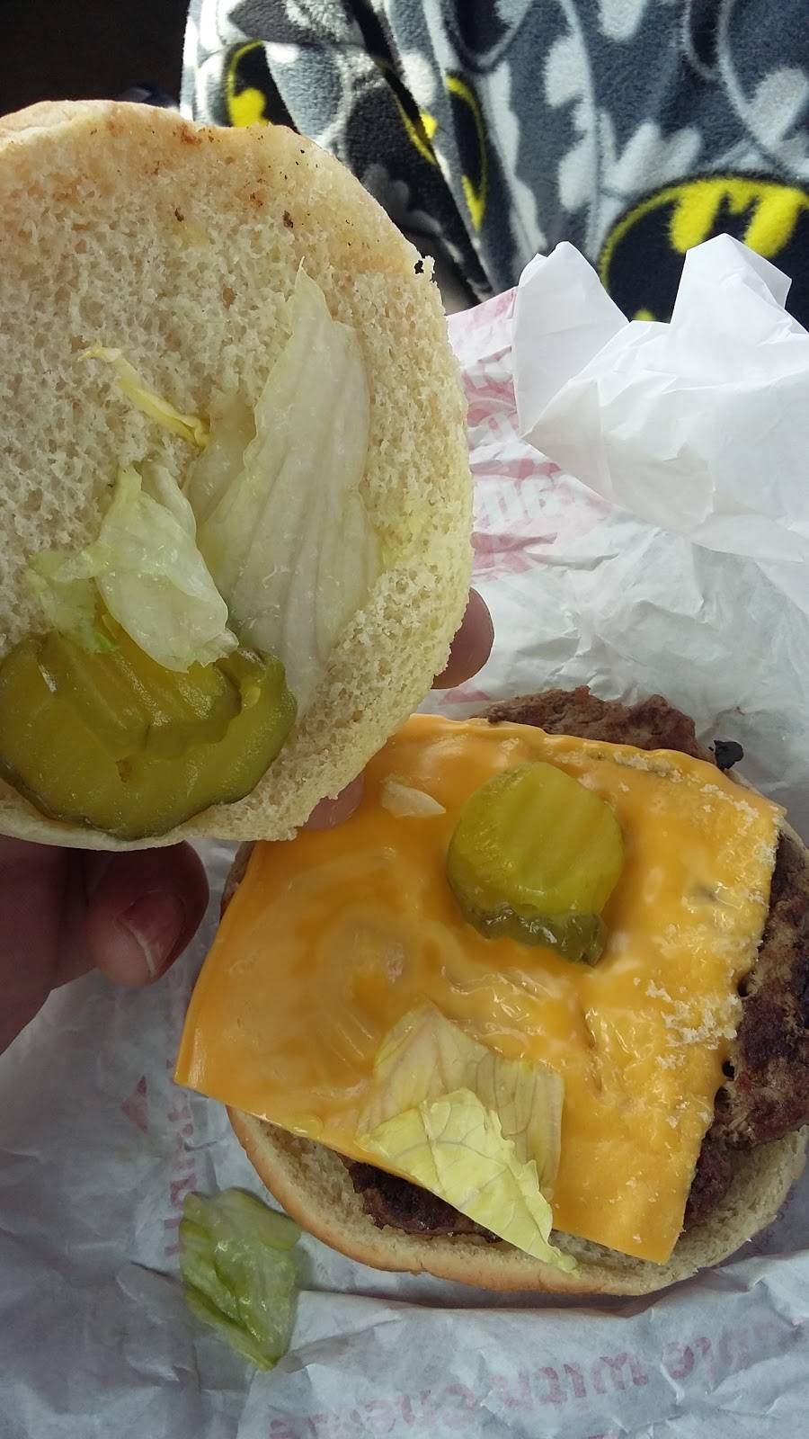 Dairy Queen Grill & Chill | restaurant | 615 Annette Dr, Markle, IN 46770, USA | 2607582196 OR +1 260-758-2196