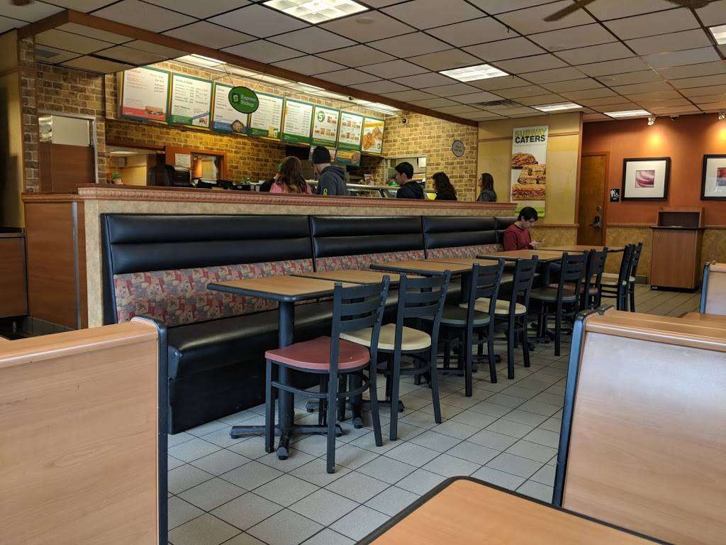 Subway | restaurant | 4419 Pacific Ave, Forest Grove, OR 97116, USA | 5033594478 OR +1 503-359-4478