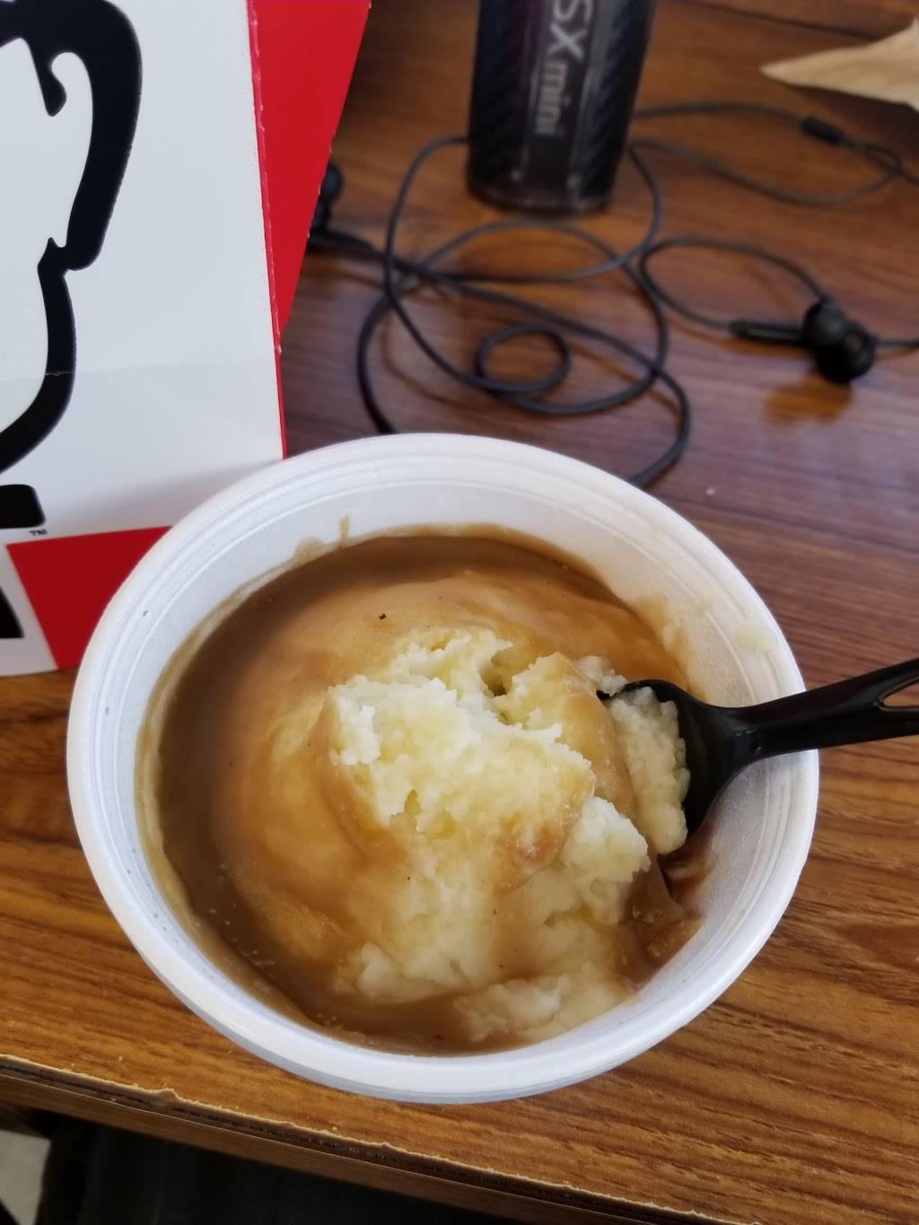 KFC | restaurant | 4789 Kentucky Ave, Indianapolis, IN 46221, USA | 3178563300 OR +1 317-856-3300