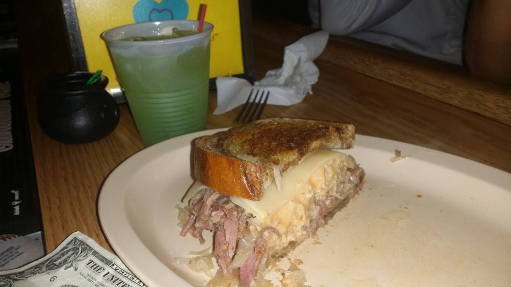 Schellter Bar and Grill | restaurant | E7428 Cty Hwy C, North Freedom, WI 53951, USA | 6085443091 OR +1 608-544-3091