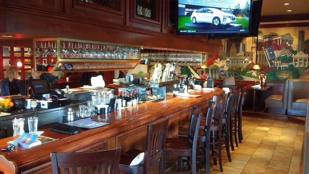 Village Tavern | restaurant | 2000 Griffith Rd, Winston-Salem, NC 27103, USA | 3367608686 OR +1 336-760-8686