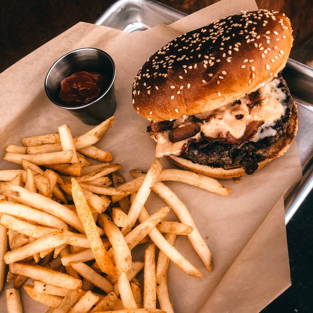 Humble Pie | restaurant | 2333 N 7th St, Phoenix, AZ 85006, USA | 6022291289 OR +1 602-229-1289