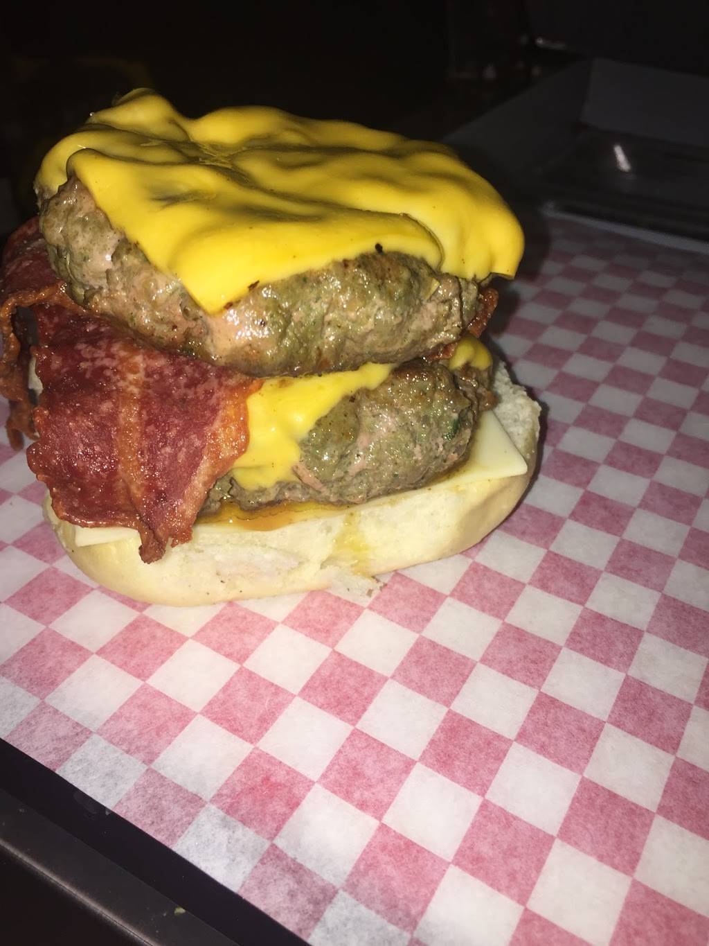 Big Als Burgers | restaurant | 14605 W University Ave, Hammond, LA 70401, USA | 9856623373 OR +1 985-662-3373