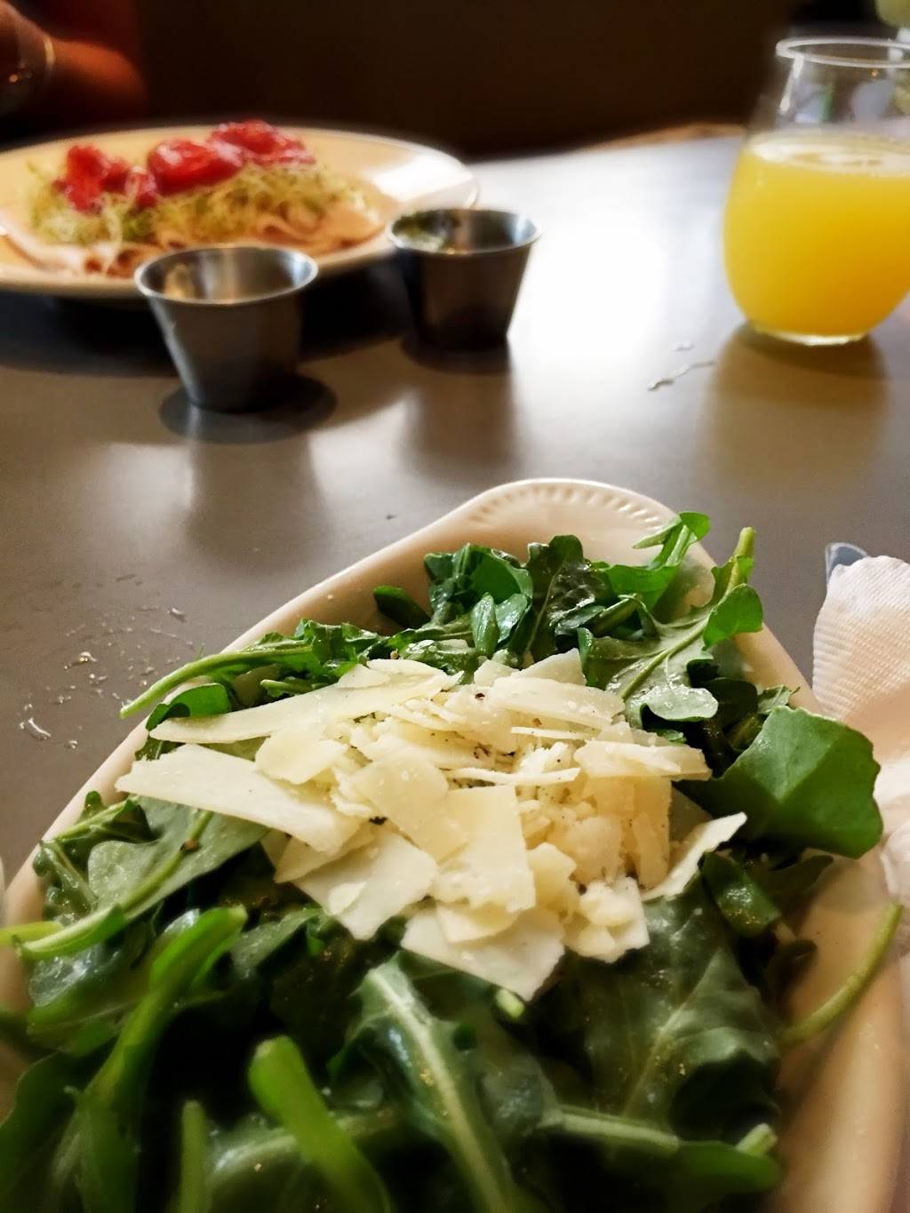 Philco Bar + Diner | restaurant | 747 N High St, Columbus, OH 43215, USA | 6142999933 OR +1 614-299-9933