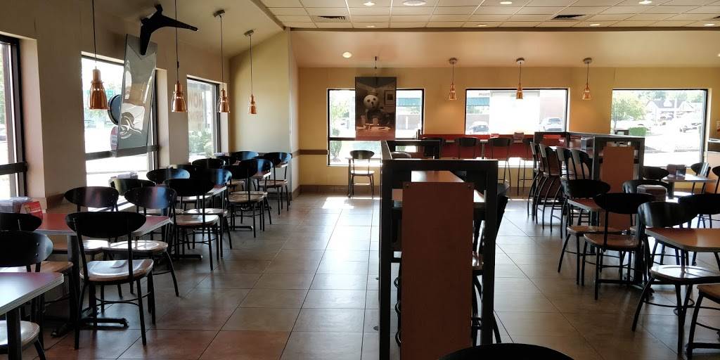 Jack in the Box | restaurant | 9805 Watson Rd, St. Louis, MO 63126, USA | 3149650363 OR +1 314-965-0363