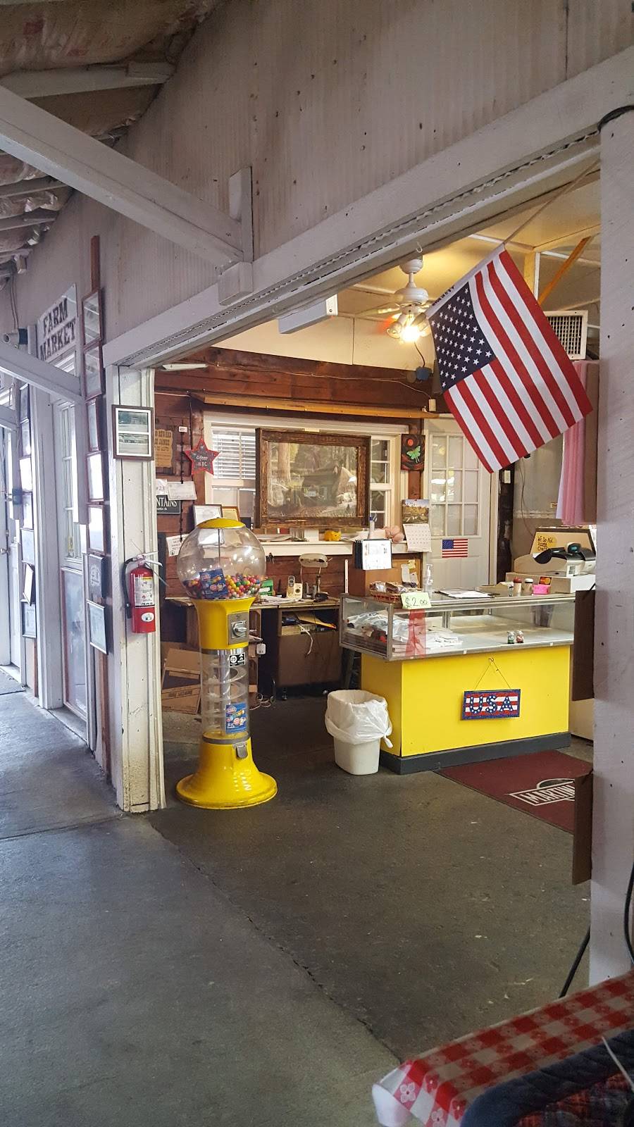 Gigglin Pig | restaurant | 642 US-25, Newport, TN 37821, USA | 4232371879 OR +1 423-237-1879