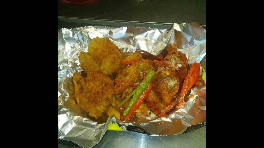Bones Wings | meal delivery | 1551 Netherwood Ave, Memphis, TN 38106, USA | 9012076576 OR +1 901-207-6576