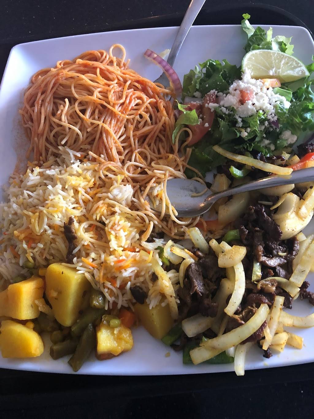 Faridas Somalian Cuisine | restaurant | 1754 Euclid Ave, San Diego, CA 92105, USA | 6192642995 OR +1 619-264-2995
