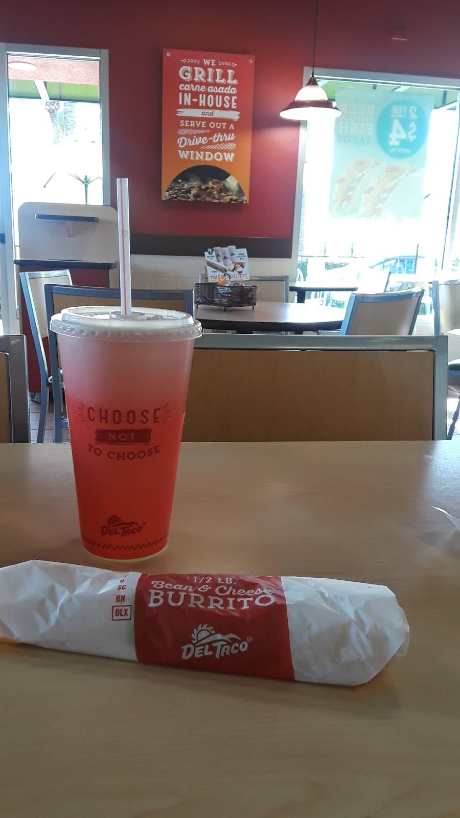 Del Taco | meal takeaway | 15300 Summit Ave, Fontana, CA 92336, USA | 9094630059 OR +1 909-463-0059