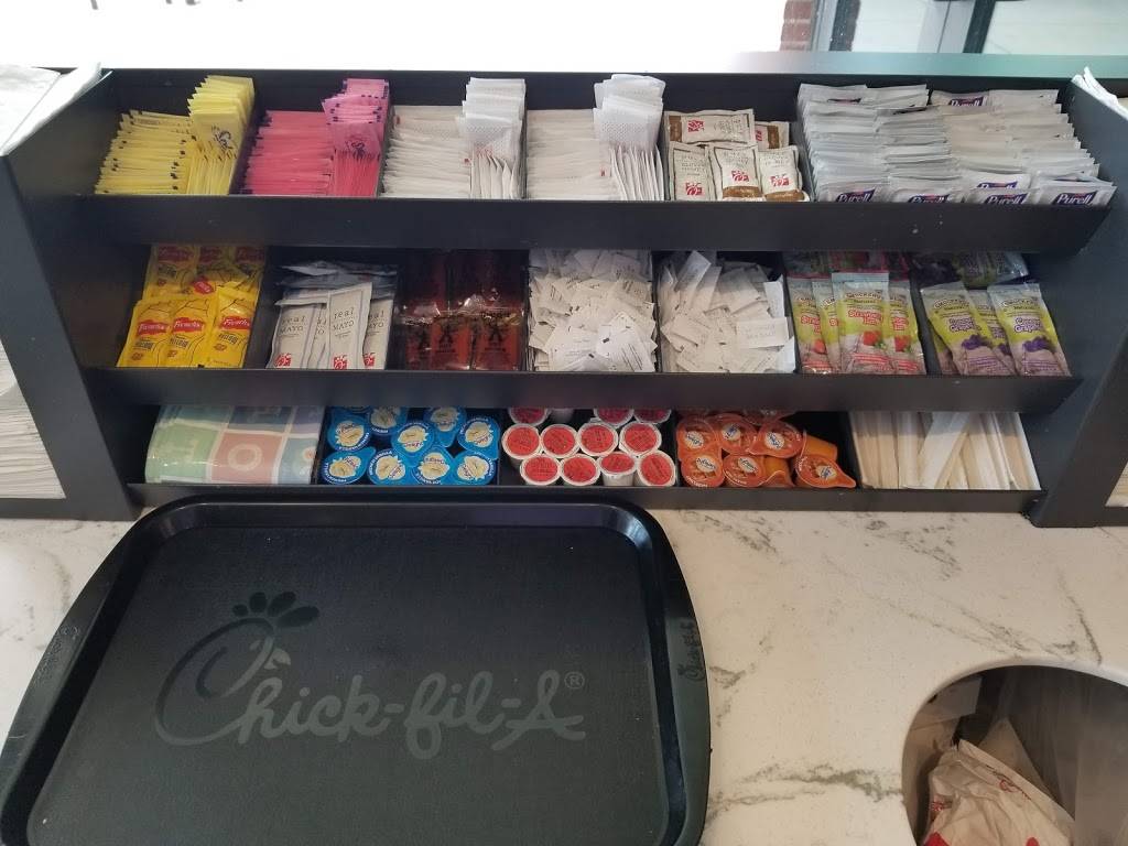 Chick-fil-A | restaurant | 2551 N Dale Mabry Hwy, Tampa, FL 33607, USA | 8132523537 OR +1 813-252-3537