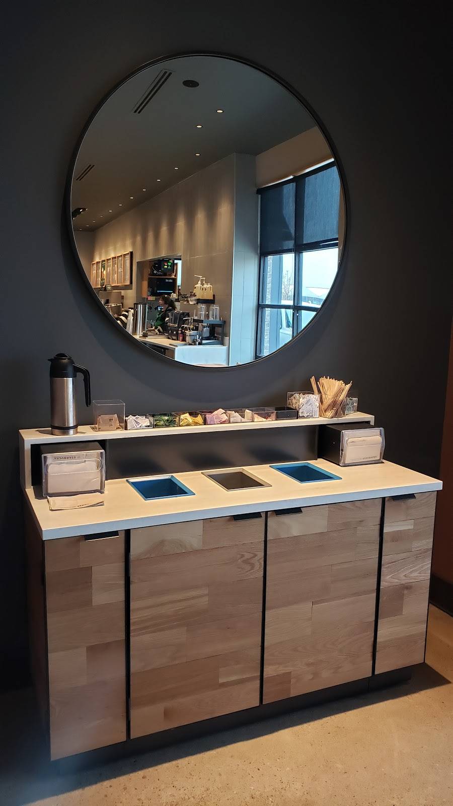 Starbucks | cafe | Siloam Springs, AR 72761, USA | 4792282970 OR +1 479-228-2970