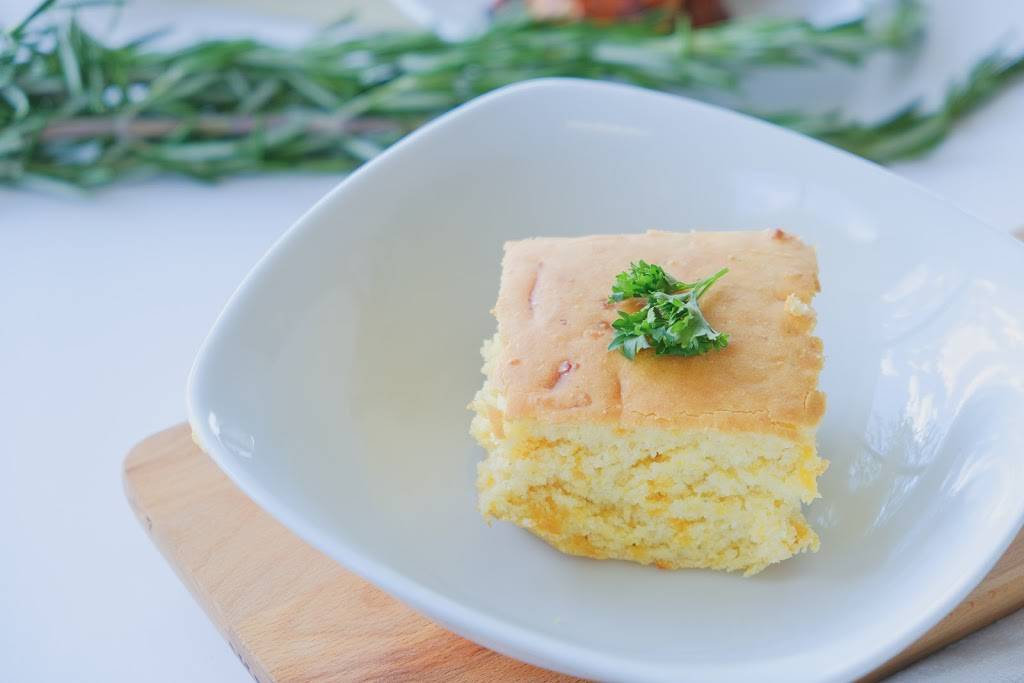 MacHenrys Meat & Three | restaurant | 581 Murfreesboro Pike, Nashville, TN 37210, USA | 6158771636 OR +1 615-877-1636