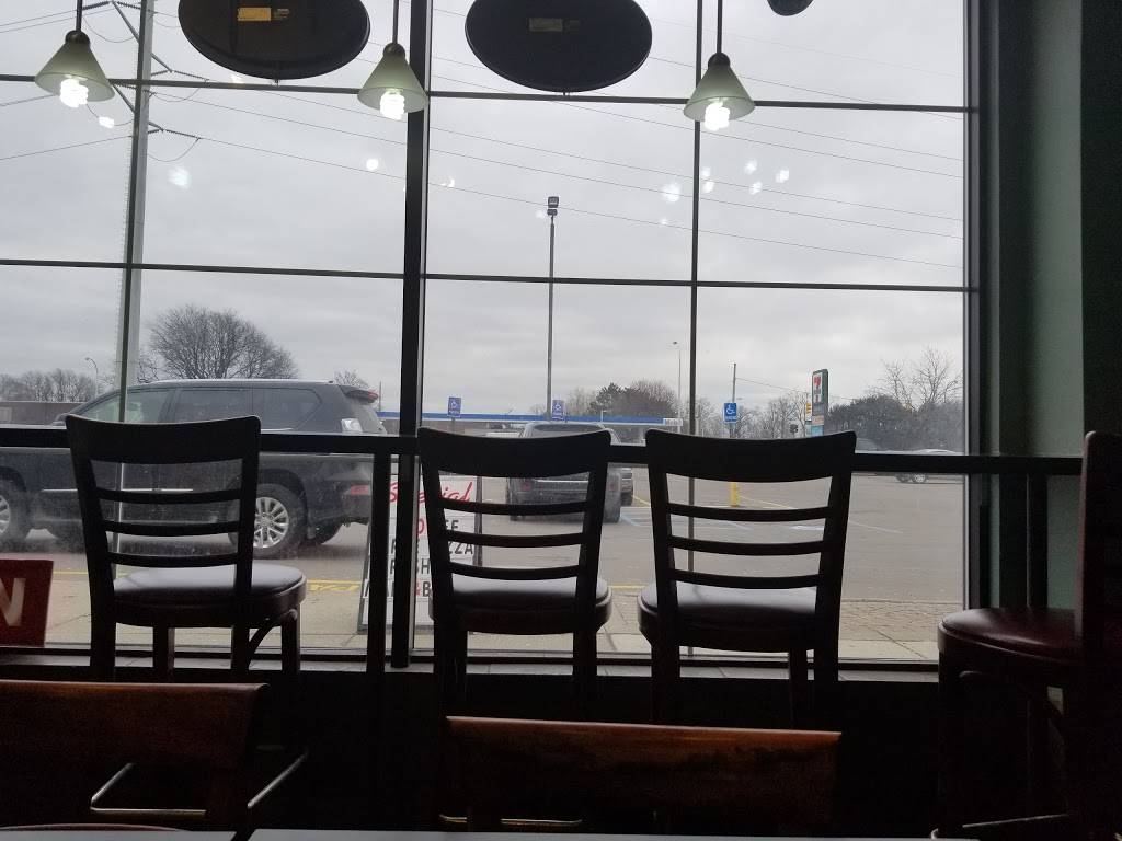 Sareinis Pizzeria | restaurant | 3313 Greenfield Rd, Dearborn, MI 48120, USA | 3134411500 OR +1 313-441-1500