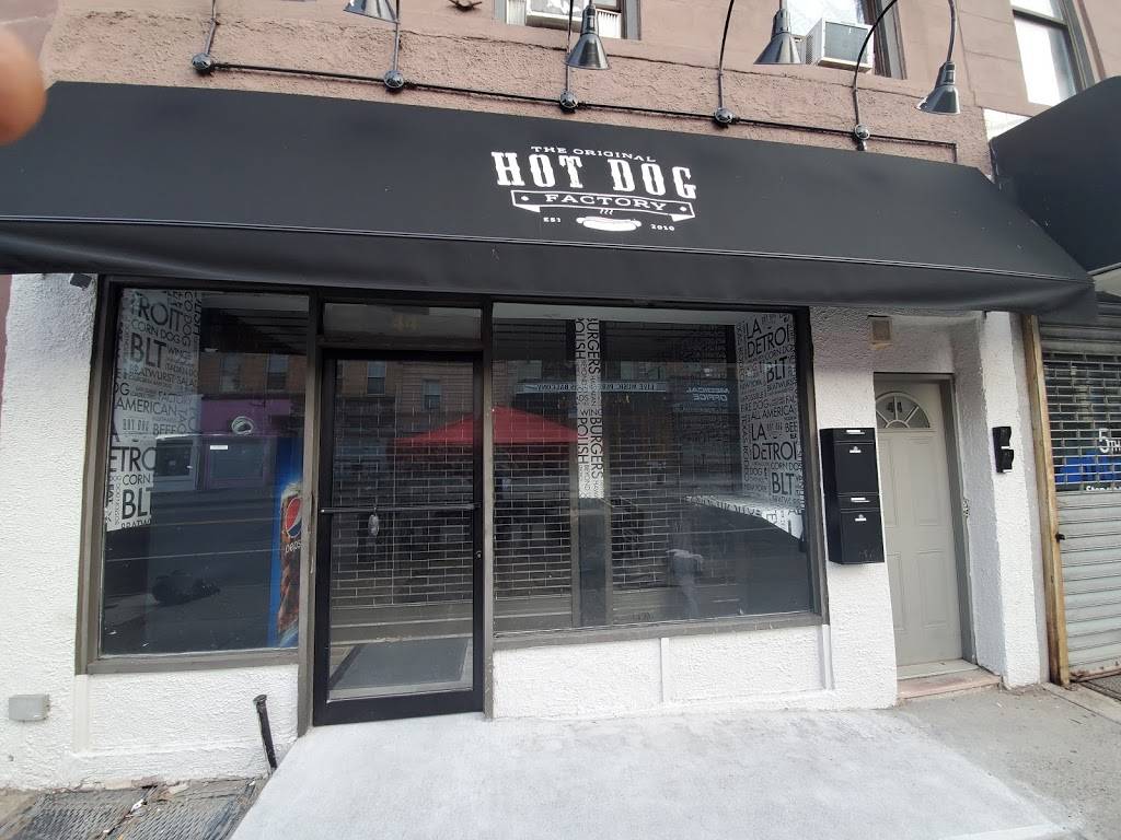 The Original Hot Dog Factory | restaurant | 125 N 15th St, Philadelphia, PA 19102, USA | 2153092799 OR +1 215-309-2799