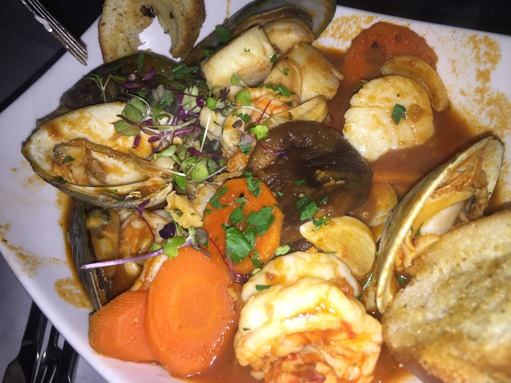 Jimmy Hays | restaurant | 4310 Austin Blvd, Island Park, NY 11558, USA | 5164325155 OR +1 516-432-5155