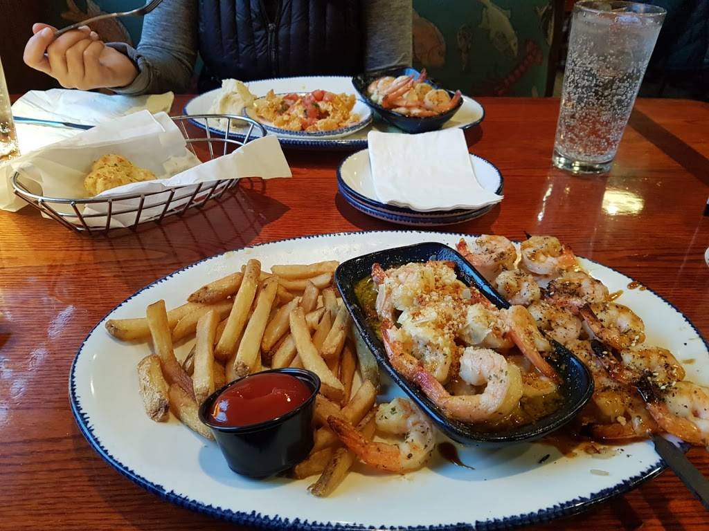 Red Lobster | restaurant | 7540 Transit Rd, Williamsville, NY 14221, USA | 7166349195 OR +1 716-634-9195
