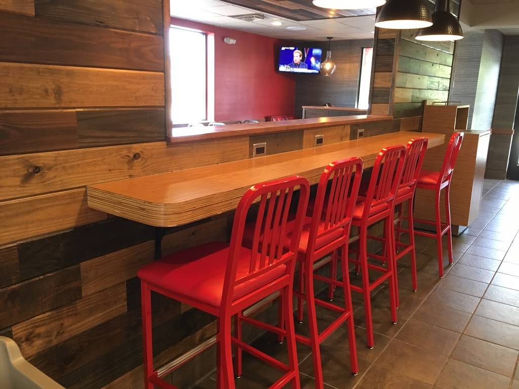 Arbys | restaurant | 52920 Us Hwy 33, South Bend, IN 46637, USA | 5742773300 OR +1 574-277-3300