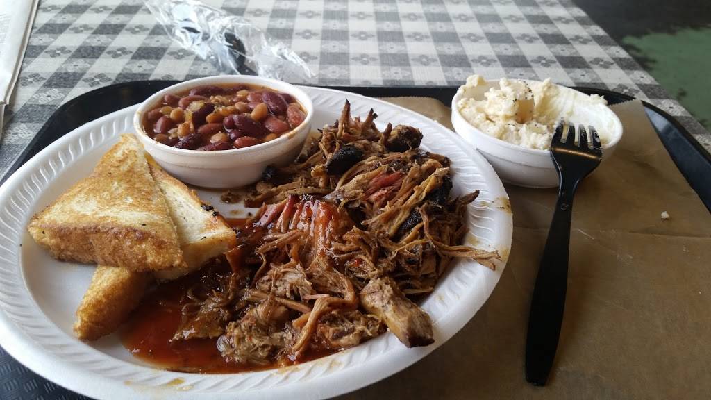 Smokin Crowes BBQ | restaurant | 5517 West State Rd 56, Hanover, IN 47243, USA | 8128664227 OR +1 812-866-4227