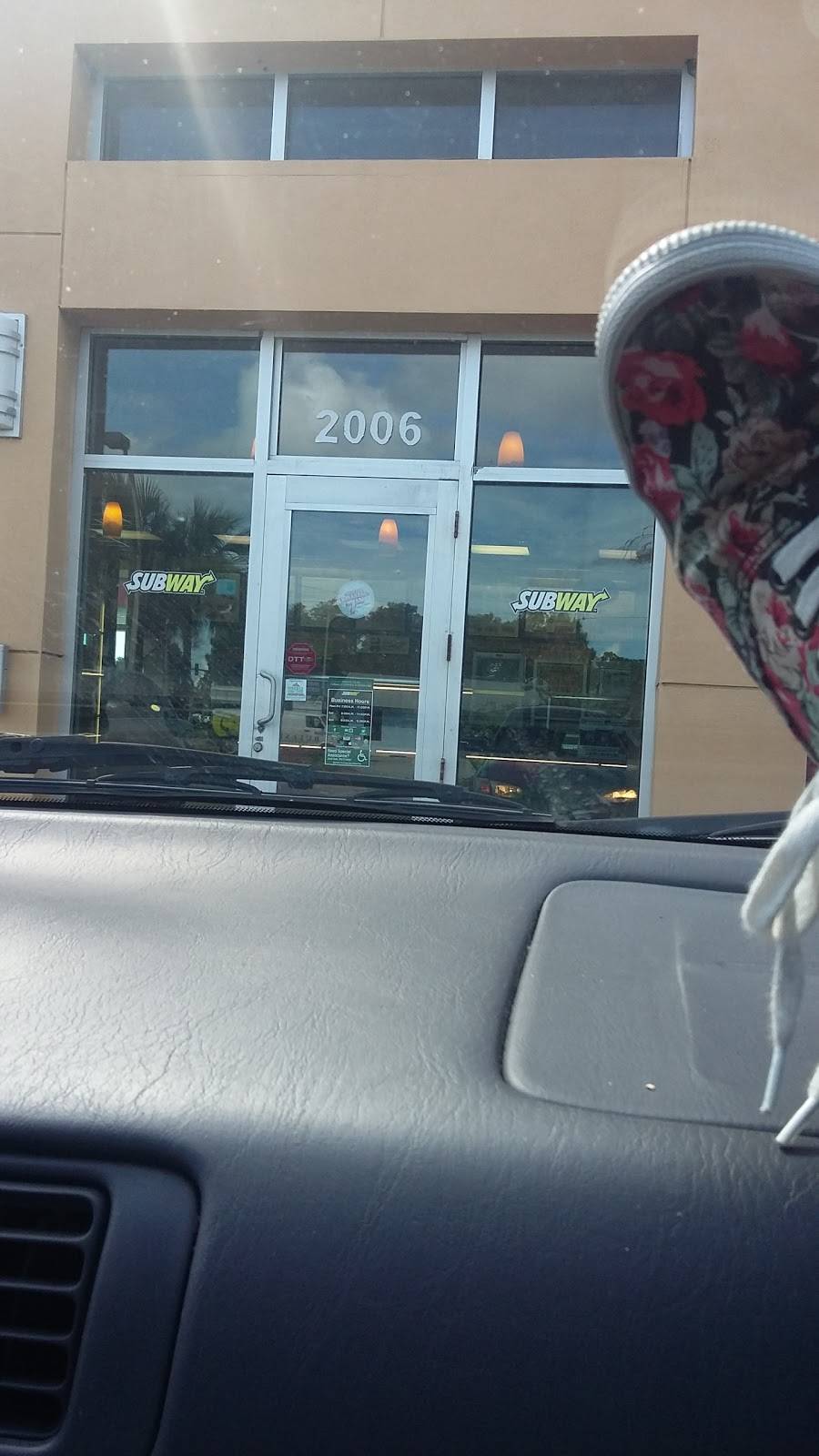 Subway Restaurants | restaurant | 2006 Drew St, Clearwater, FL 33764, USA | 7274437350 OR +1 727-443-7350