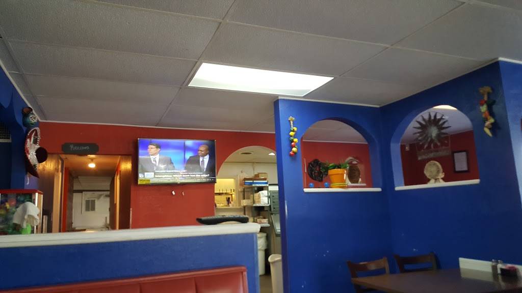 Del Sol Mexican Restaurant | restaurant | 1020 E Main St, Charleston, AR 72933, USA | 4799651171 OR +1 479-965-1171