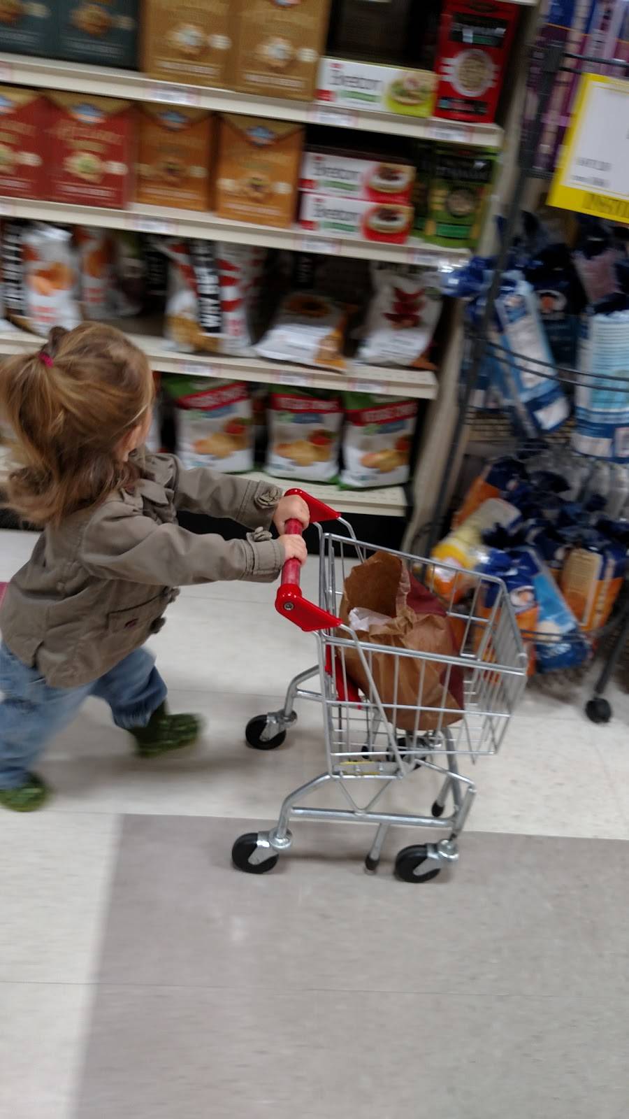 Neimans Family Market | bakery | 220 W Lake St, Tawas City, MI 48763, USA | 9893629180 OR +1 989-362-9180