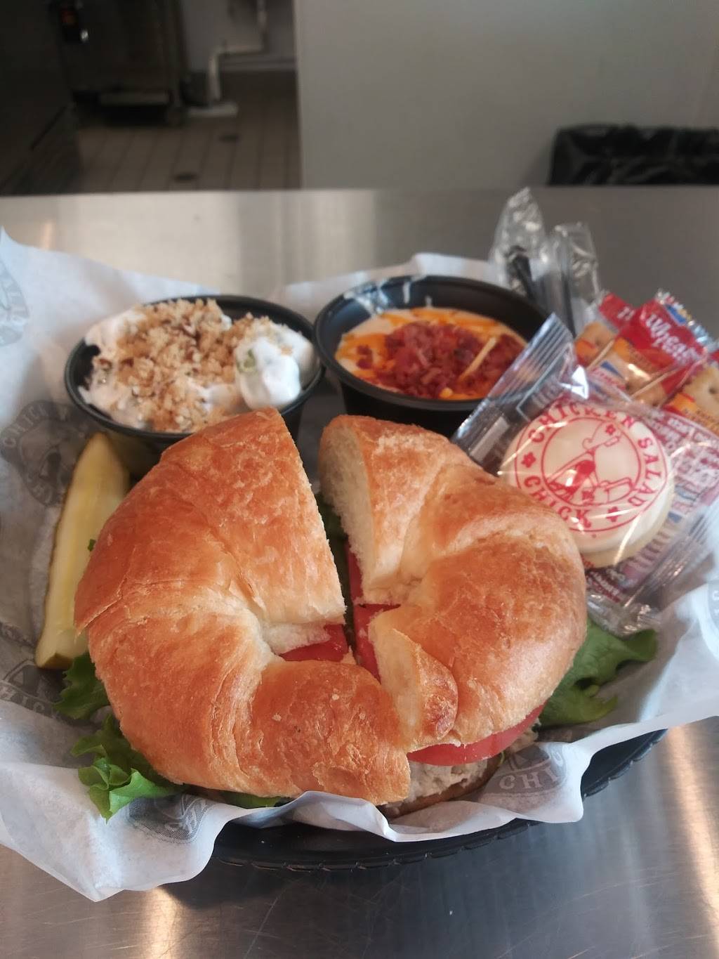 Chicken Salad Chick | restaurant | Vineland Pointe, 11587 Regency Village Dr, Orlando, FL 32821, USA | 4075375476 OR +1 407-537-5476