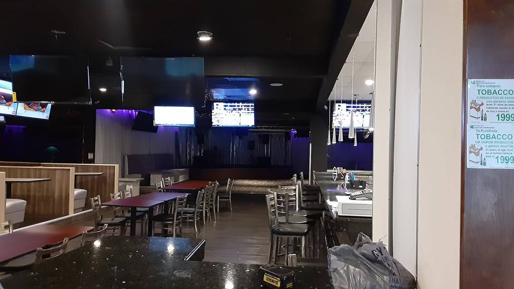 El Piketon Restaurant and Lounge | restaurant | 19611 84th Ave S, Kent, WA 98032, USA | 2532377319 OR +1 253-237-7319