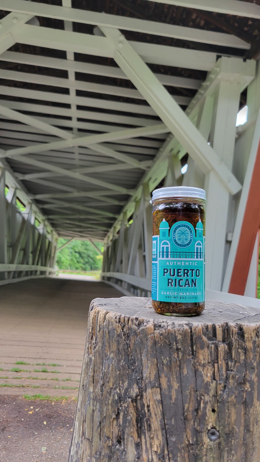 Hola Island Kitchens | restaurant | 2235 E 55th St, Cleveland, OH 44103, USA | 2169464652 OR +1 216-946-4652