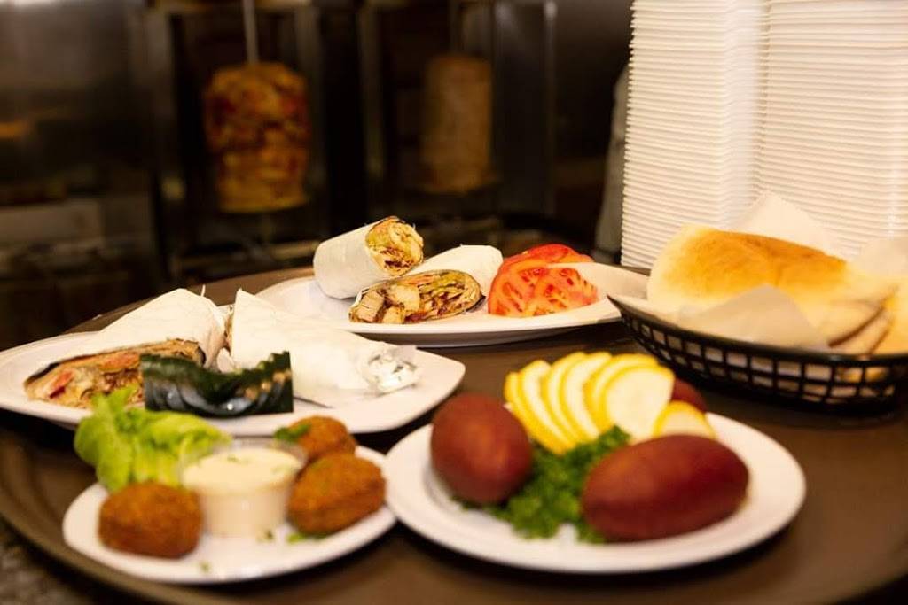 PITA PALACE EXPRESS | restaurant | 2713 N Bremen St, Milwaukee, WI 53212, USA | 4147021420 OR +1 414-702-1420