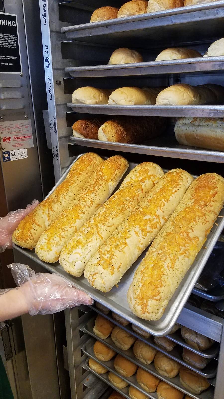 Subway Restaurants | restaurant | 1820 FM 51 S Ste 3, Hollys Center, Decatur, TX 76234, USA | 9406276616 OR +1 940-627-6616