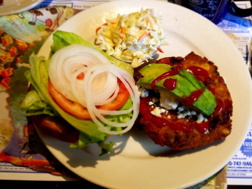 Effies Place Family Restaurant | restaurant | 91 Park Rd, West Hartford, CT 06119, USA | 8602339653 OR +1 860-233-9653