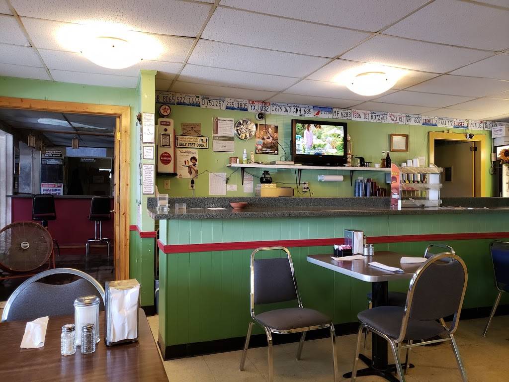 Old Fill Inn Station | restaurant | 208 Main St, Batchtown, IL 62006, USA | 6183960466 OR +1 618-396-0466