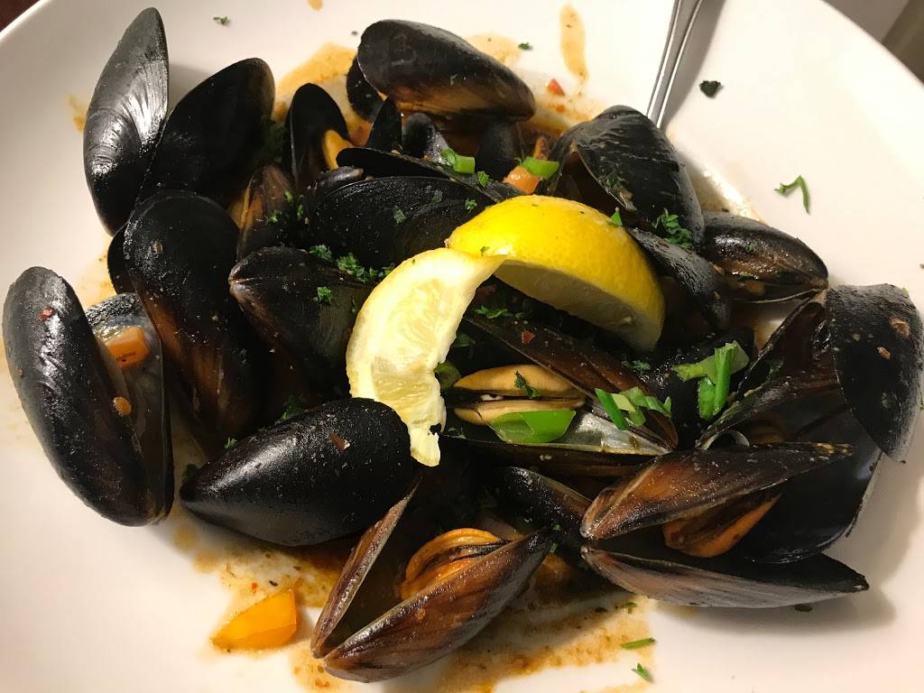 Brunswick Millhouse Steakhouse | restaurant | 124 Glynco Pkwy, Brunswick, GA 31525, USA | 9122643424 OR +1 912-264-3424