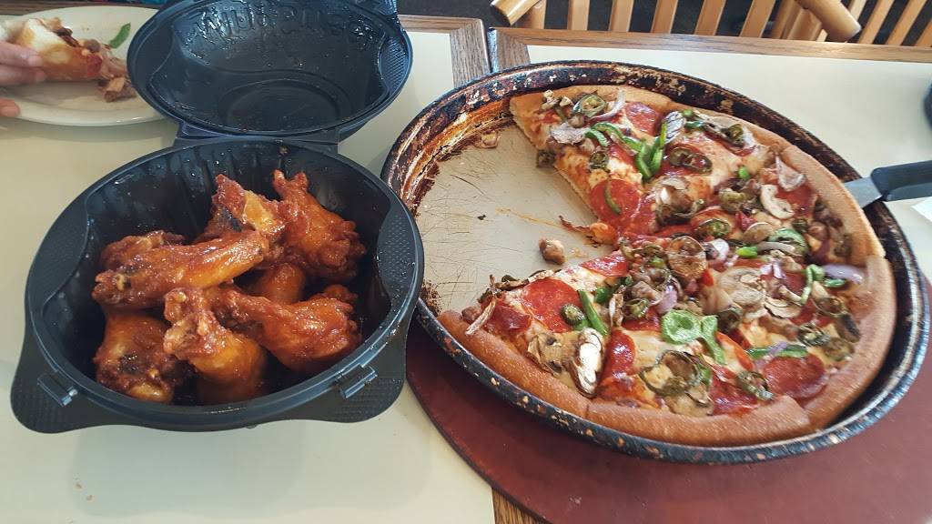 Pizza Hut | meal takeaway | 5302 Chimney Rock Rd, Houston, TX 77081, USA | 7136676667 OR +1 713-667-6667