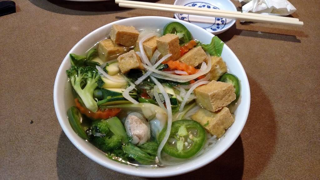 Pho Mai | restaurant | 6765 W 120th Ave, Broomfield, CO 80020, USA | 7208875984 OR +1 720-887-5984