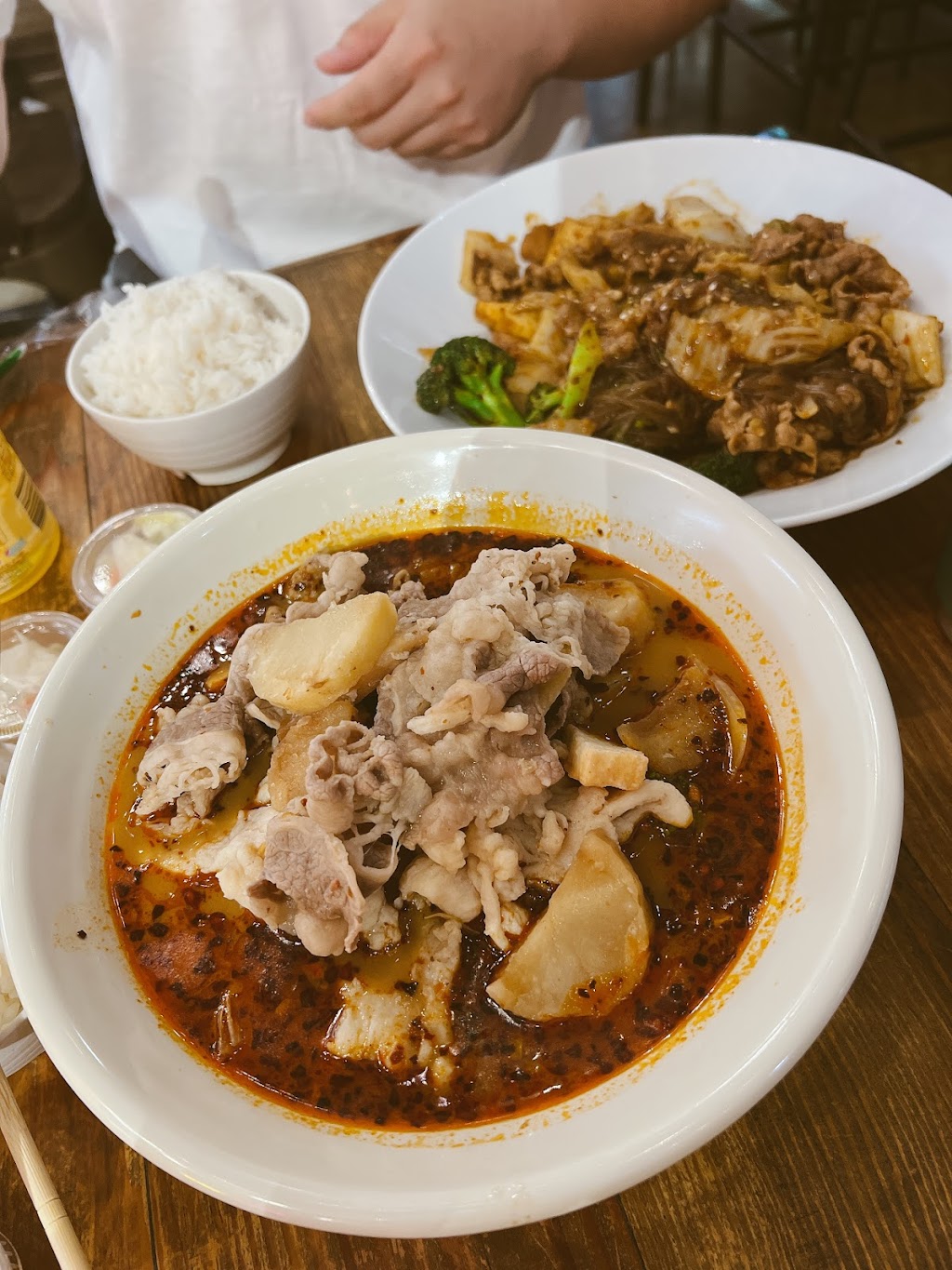 LaoMa Spicy | restaurant | 60 NJ-17 Inside H-Mart, Paramus, NJ 07652, USA | 2017082774 OR +1 201-708-2774