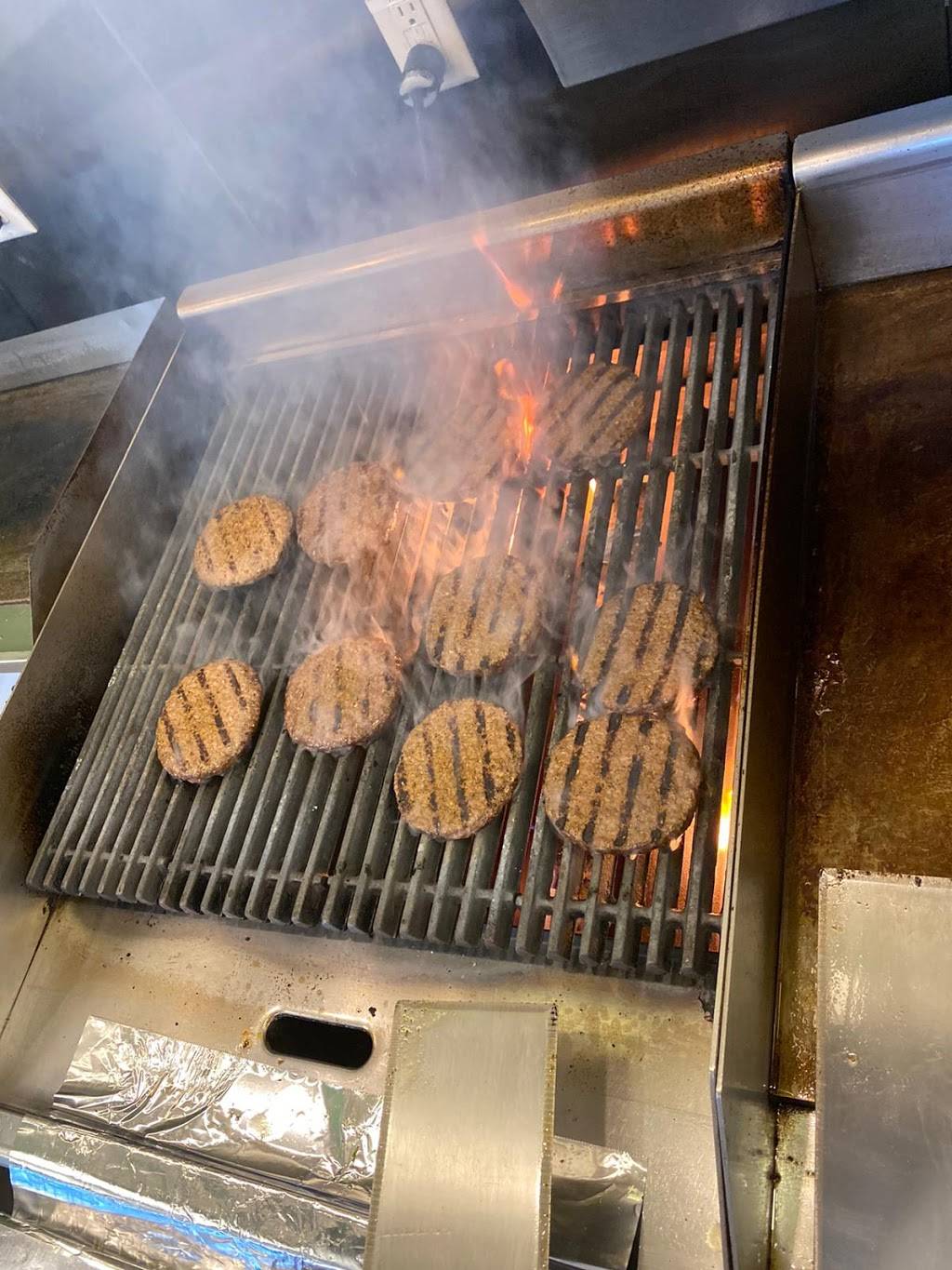 Kato Burger Pit | restaurant | 1633 Monks Ave #150, Mankato, MN 56001, USA | 5073821923 OR +1 507-382-1923