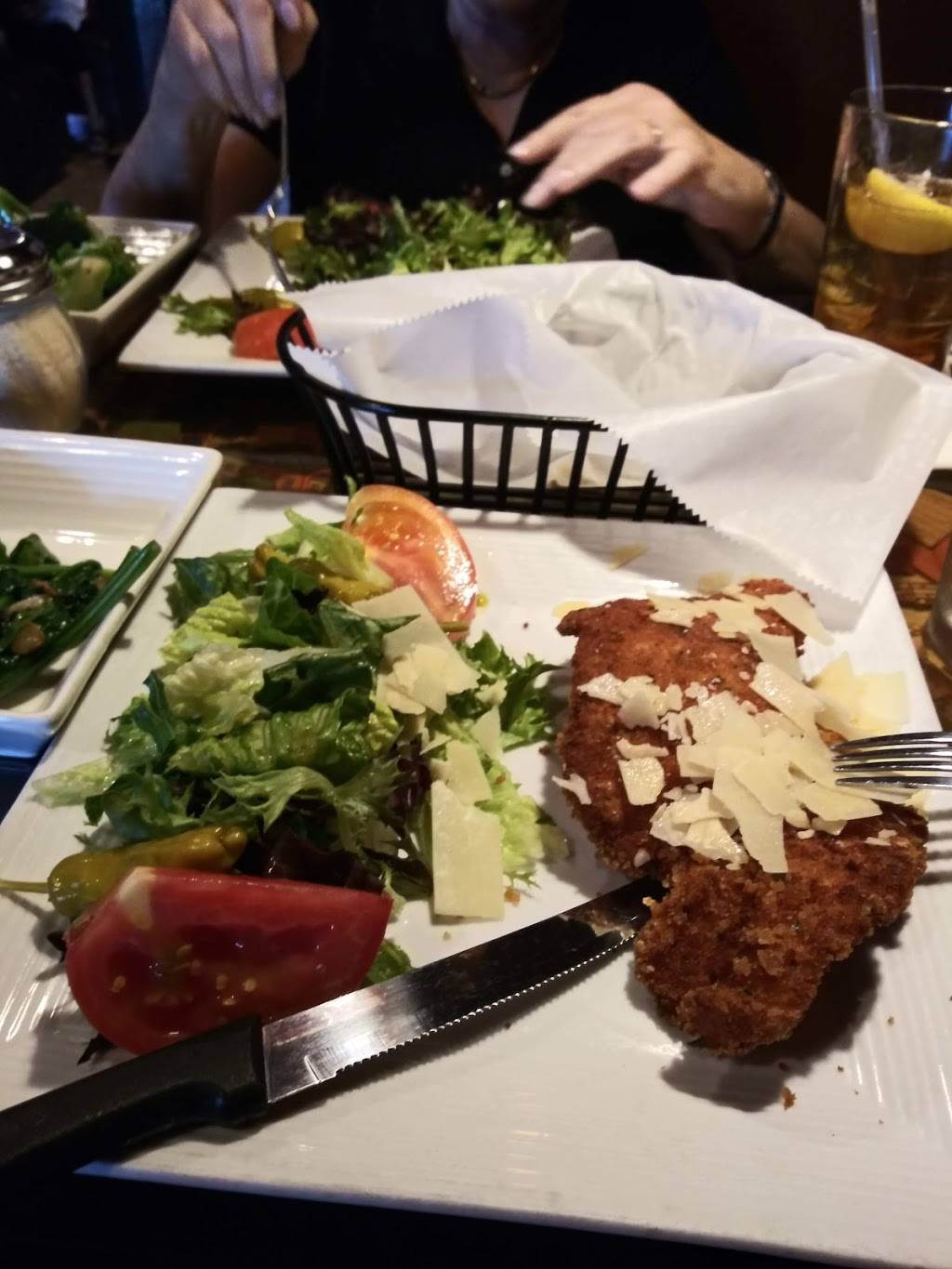 Sals Italian Ristorante | restaurant | 4801 Linton Blvd #12a, Delray Beach, FL 33445, USA | 5616371696 OR +1 561-637-1696