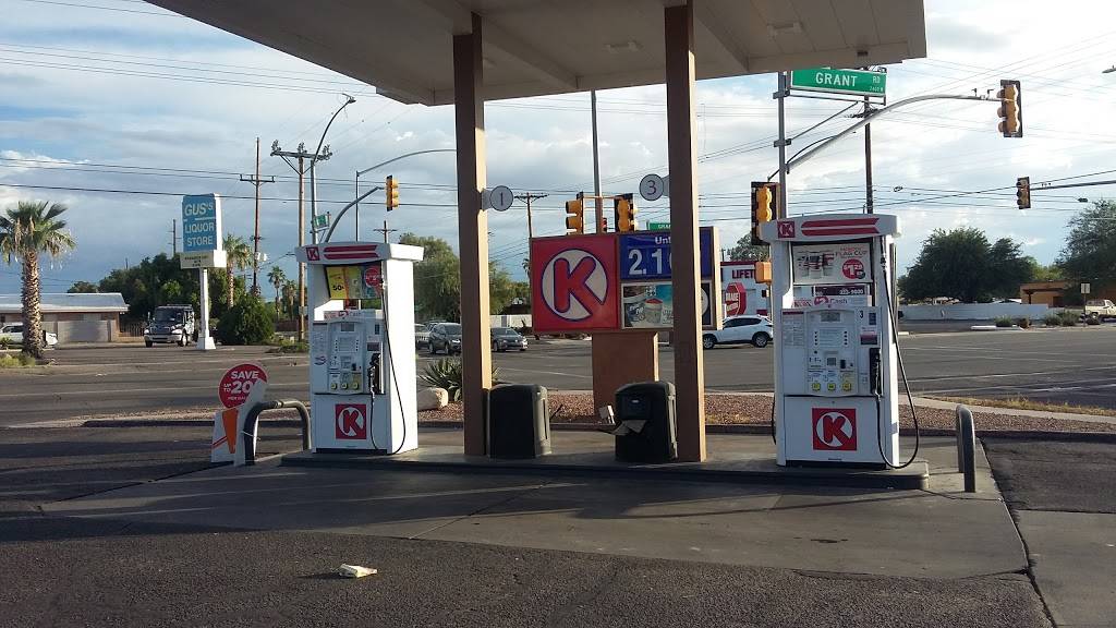 Circle K | meal takeaway | 4301 E Grant Rd, Tucson, AZ 85712, USA | 5208817348 OR +1 520-881-7348