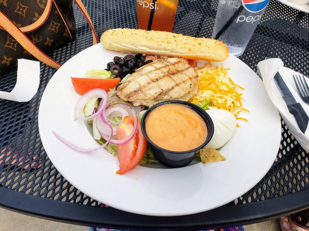 The StoneYard Greenville | restaurant | N1739 Lily of the Valley Dr, Greenville, WI 54942, USA | 9207506960 OR +1 920-750-6960