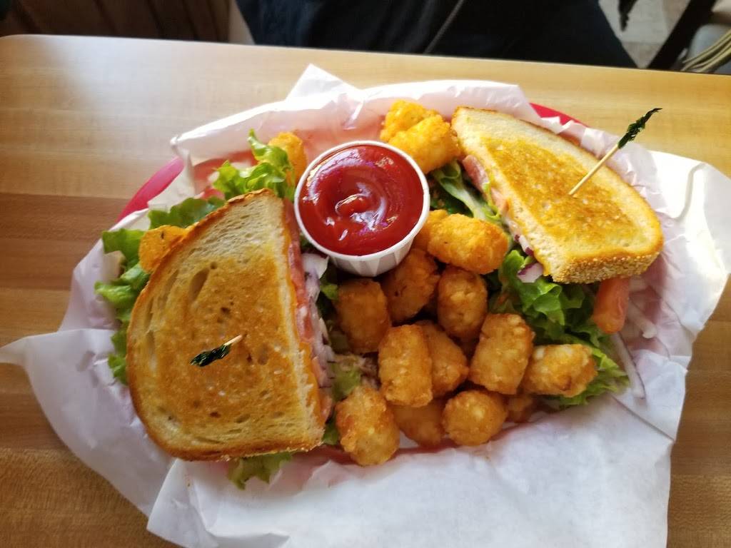 Cronies Sports Grill | restaurant | 370 N Lantana St, Camarillo, CA 93010, USA | 8054825900 OR +1 805-482-5900