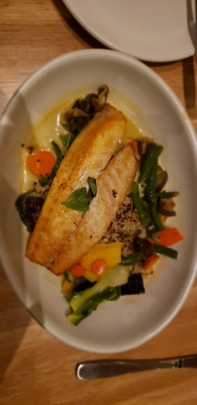 True Food Kitchen | restaurant | 105 Oakbrook Center, Oak Brook, IL 60523, USA | 6307163056 OR +1 630-716-3056