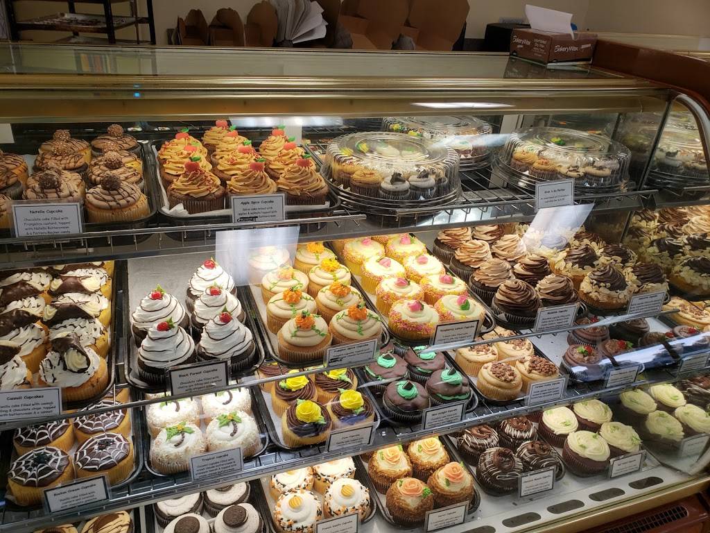 Moreno Bakery | bakery | 737 W Brandon Blvd, Brandon, FL 33511, USA | 8136890320 OR +1 813-689-0320