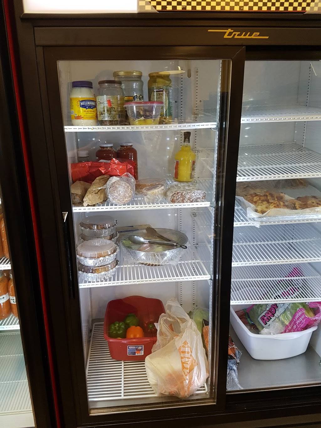 Nonnas Pizza A Pezzi | restaurant | 486 Advance Blvd, Tecumseh, ON N8N 0B8, Canada | 5197276363 OR +1 519-727-6363