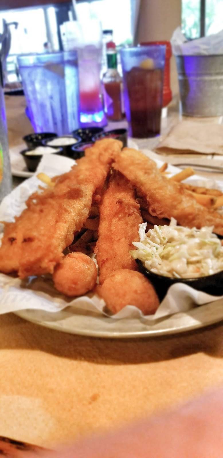 Joes Crab Shack | restaurant | 8400 International Dr, Orlando, FL 32819, USA | 4073522928 OR +1 407-352-2928