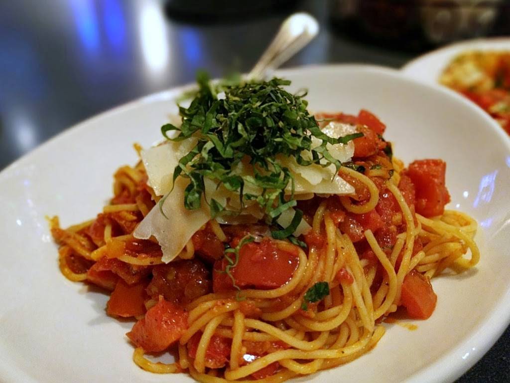 Fireside Pizza Company | restaurant | 1985 Squaw Valley Rd # 25, Olympic Valley, CA 96146, USA | 5308290982 OR +1 530-829-0982