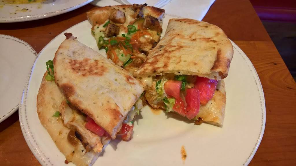 Crust Pasta & Pizzeria | restaurant | 131 S Main St, Alpharetta, GA 30009, USA | 7707776789 OR +1 770-777-6789