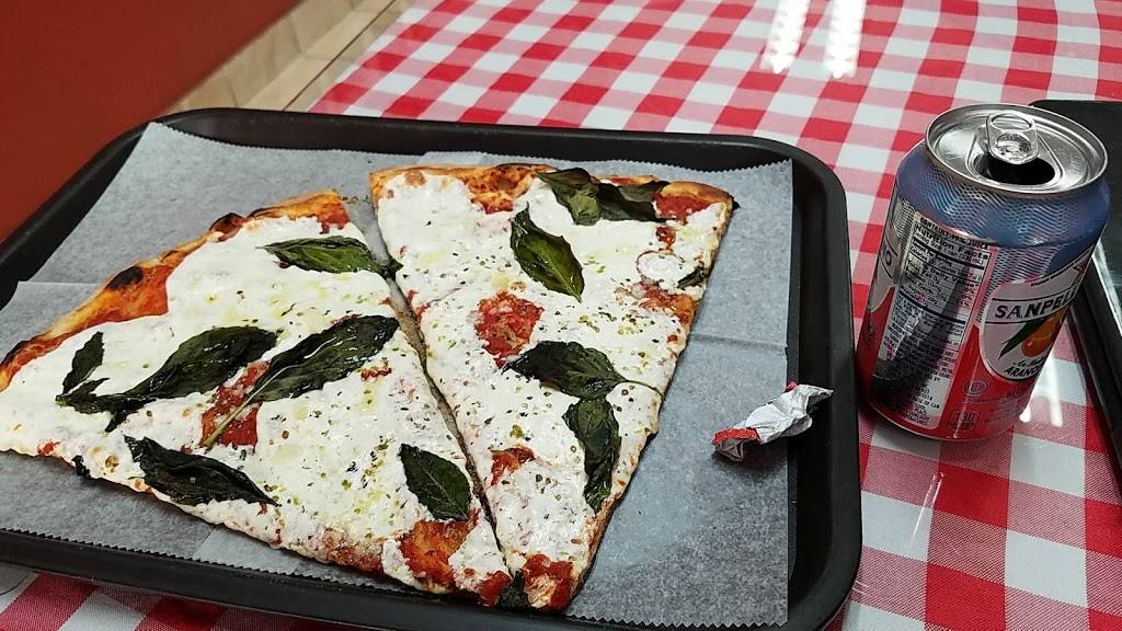 Sacs Place | restaurant | 86-14A 37th Ave, Jackson Heights, NY 11372, USA | 7186852623 OR +1 718-685-2623