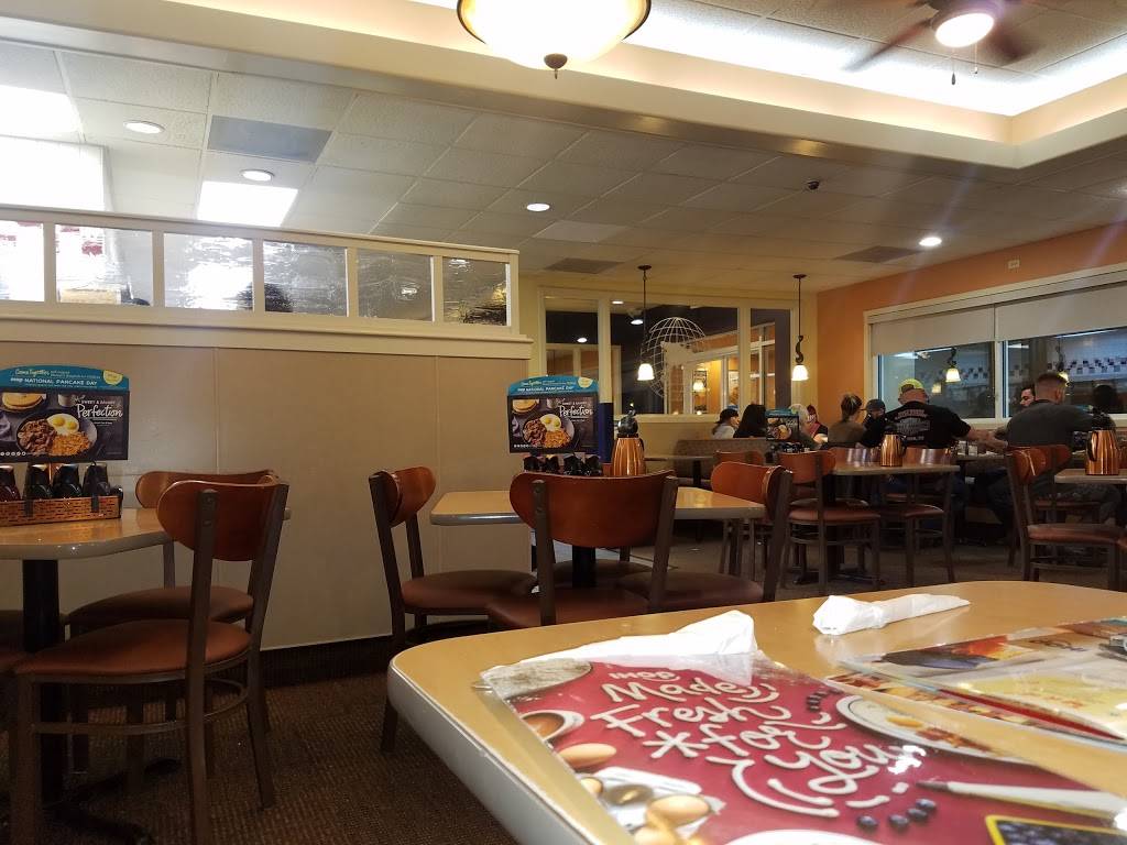 IHOP | restaurant | 3860 NE Loop 820, Fort Worth, TX 76137, USA | 8178380022 OR +1 817-838-0022